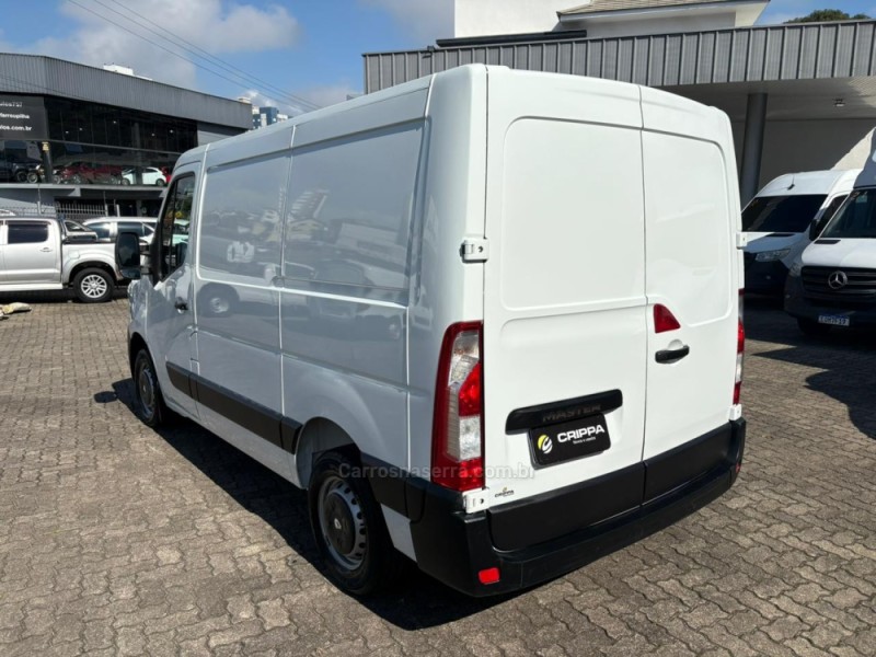 MASTER 2.3 FURGÃO L1H1 16V TURBO INTERCOOLER DIESEL 4P MANUAL - 2023 - FARROUPILHA