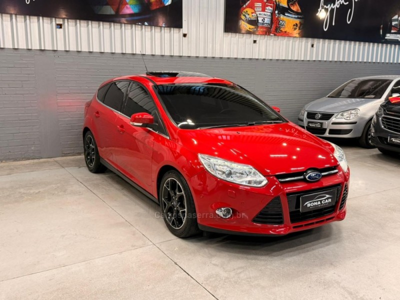 FOCUS 2.0 TITANIUM PLUS HATCH 16V FLEX 4P AUTO - 2015 - CAXIAS DO SUL