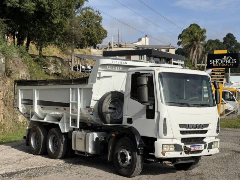 tector 260e28 6x4 2019 caxias do sul