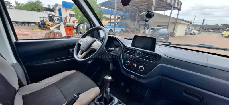 V21 1.3 16V GASOLINA 2P MANUAL - 2024 - PORTãO