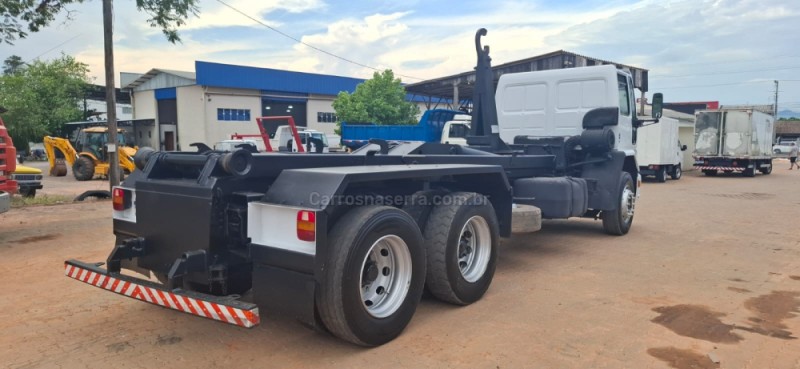 CARGO 2422 E 3 EIXOS - 2008 - PORTãO