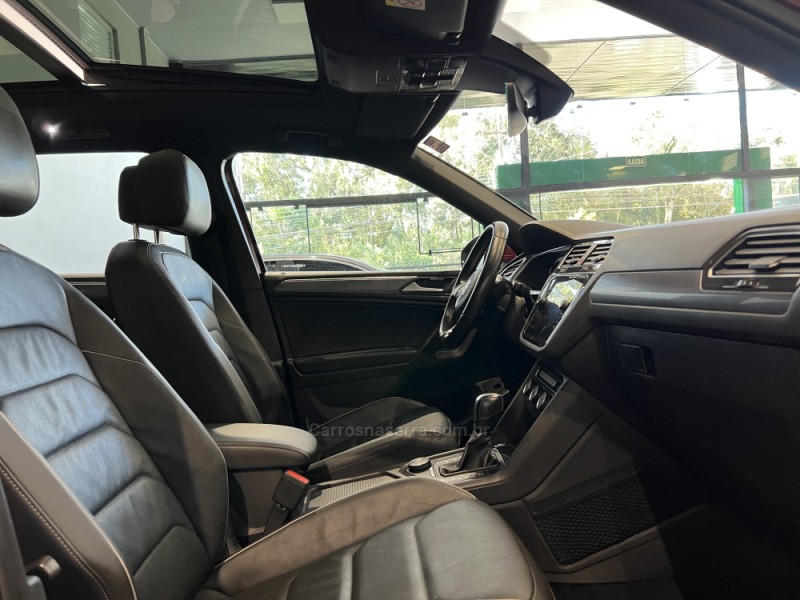 TIGUAN 2.0 ALLSPACE R-LINE 350 TSI 4X4 GASOLINA 4P - 2021 - CAXIAS DO SUL