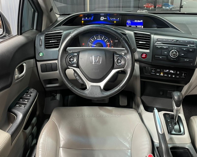 CIVIC 2.0 LXR 16V FLEX 4P AUTOMÁTICO - 2015 - VACARIA
