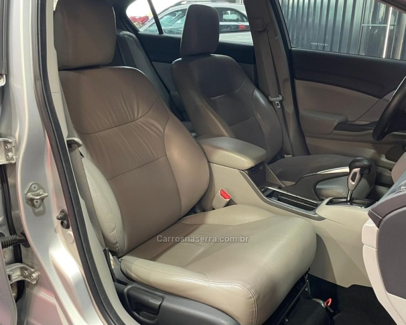 CIVIC 2.0 LXR 16V FLEX 4P AUTOMÁTICO - 2015 - VACARIA