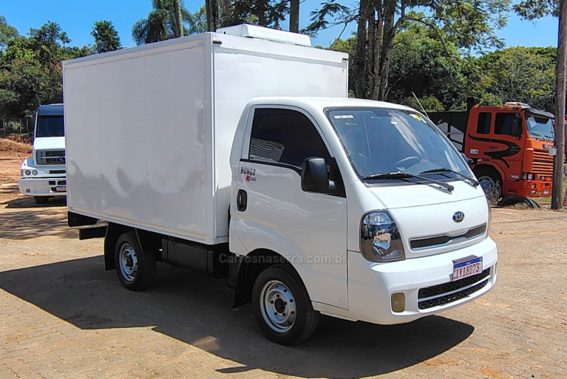 BONGO 2.5 K-2500 4X2 CS TURBO DIESEL 2P MANUAL - 2018 - PORTãO