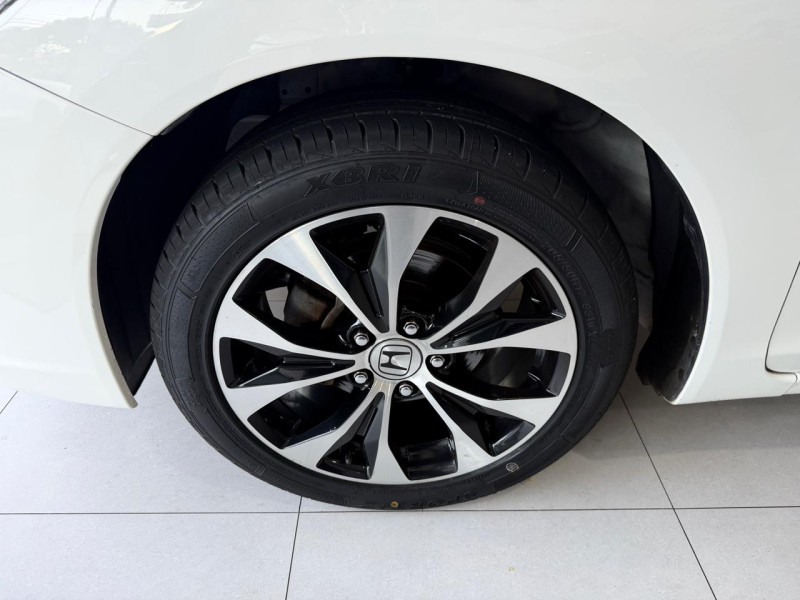 CIVIC 2.0 LXR 16V FLEX 4P AUTOMÁTICO - 2016 - CAXIAS DO SUL