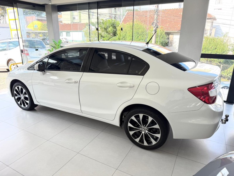 CIVIC 2.0 LXR 16V FLEX 4P AUTOMÁTICO - 2016 - CAXIAS DO SUL