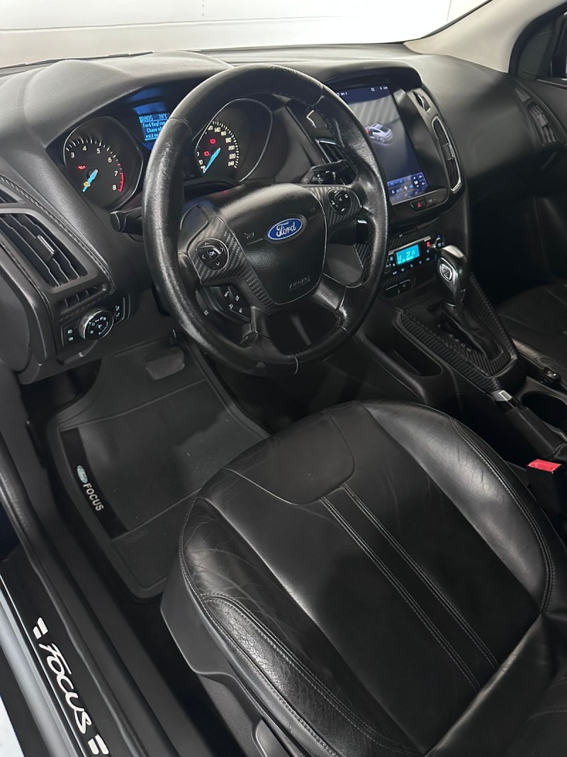 FOCUS 2.0 16V FLEX 4P AUTOMÁTICO - 2014 - FARROUPILHA
