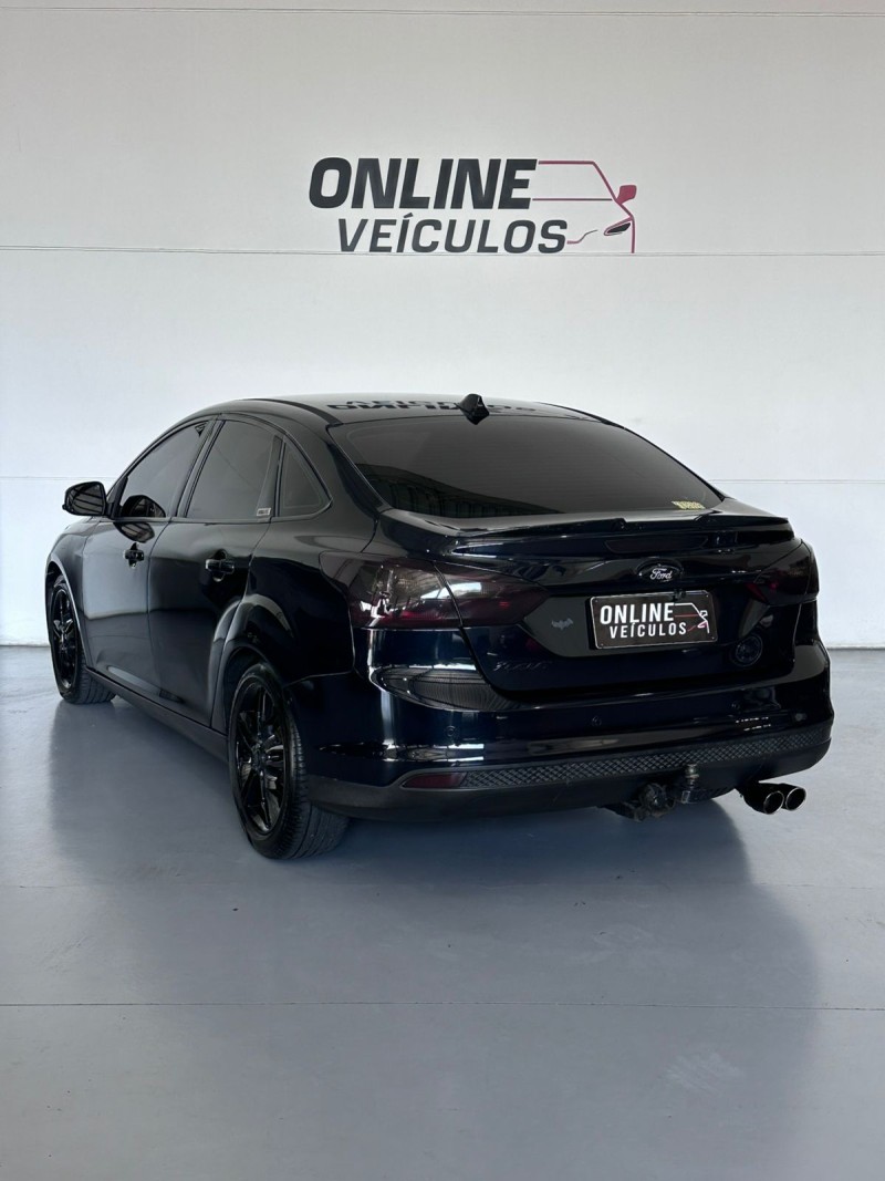FOCUS 2.0 16V FLEX 4P AUTOMÁTICO - 2014 - FARROUPILHA