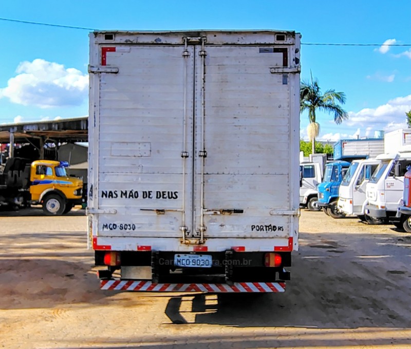 7.90  - 1992 - PORTãO