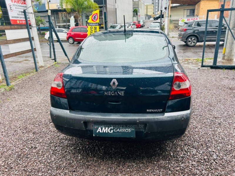 MÉGANE 1.6 DYNAMIQUE 16V FLEX 4P MANUAL - 2007 - CAXIAS DO SUL