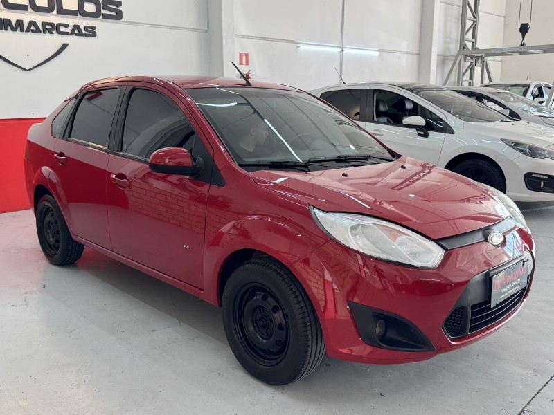 FIESTA 1.6 SE SEDAN 16V FLEX 4P MANUAL - 2014 - CAXIAS DO SUL