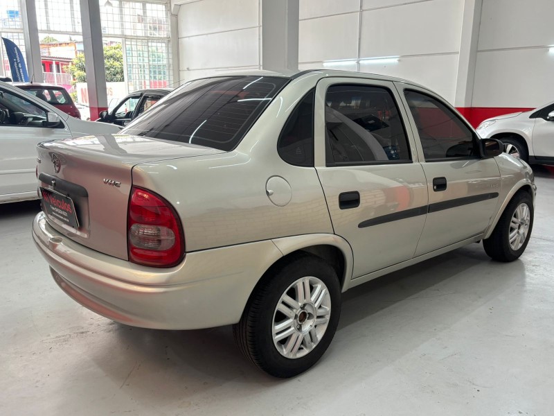 CLASSIC 1.0 MPFI SPIRIT 8V GASOLINA 4P MANUAL - 2005 - CAXIAS DO SUL