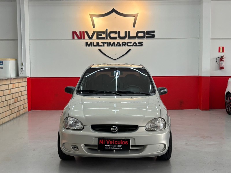 CLASSIC 1.0 MPFI SPIRIT 8V GASOLINA 4P MANUAL - 2005 - CAXIAS DO SUL