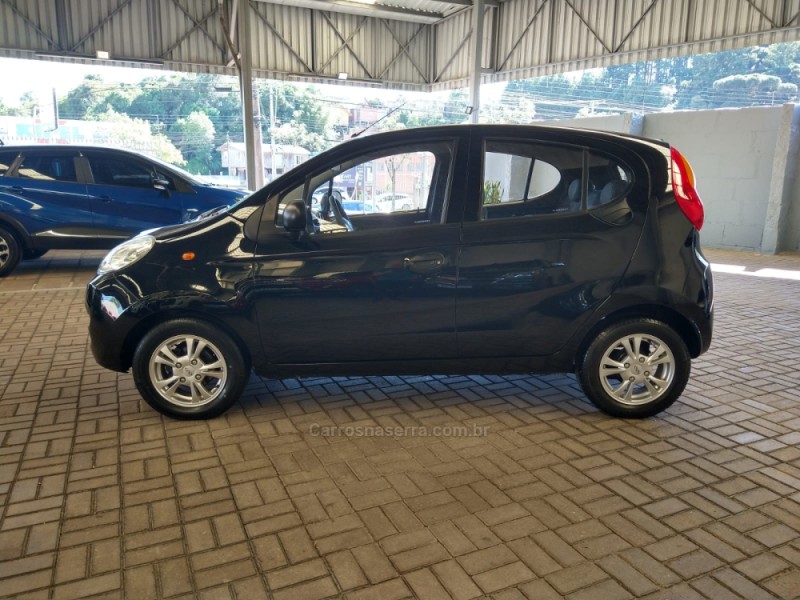 QQ 1.0 MPFI LOOK 12V GASOLINA 4P MANUAL - 2020 - CAXIAS DO SUL