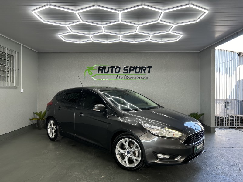 FOCUS 2.0 SE PLUS 16V FLEX 4P AUTOMÁTICO - 2017 - CAXIAS DO SUL