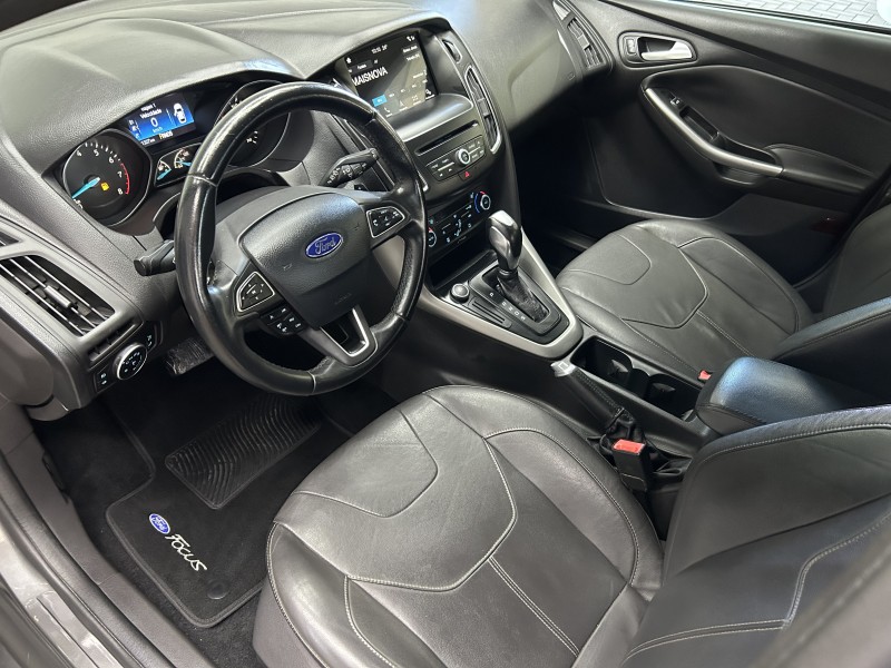 FOCUS 2.0 SE PLUS 16V FLEX 4P AUTOMÁTICO - 2017 - CAXIAS DO SUL