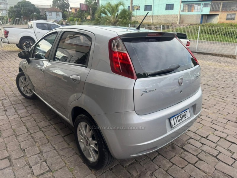 PUNTO 1.4 ATTRACTIVE 8V FLEX 4P MANUAL - 2012 - SãO MARCOS