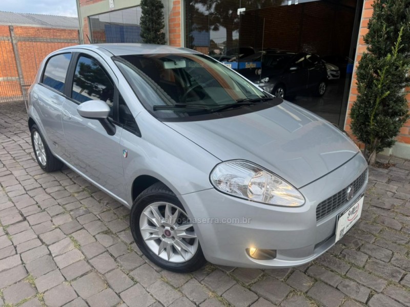 PUNTO 1.4 ATTRACTIVE 8V FLEX 4P MANUAL - 2012 - SãO MARCOS