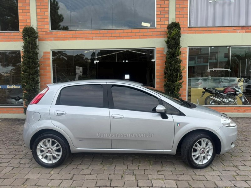 PUNTO 1.4 ATTRACTIVE 8V FLEX 4P MANUAL - 2012 - SãO MARCOS