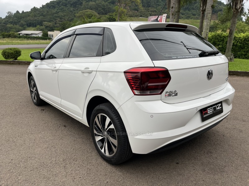 POLO 1.0	200 TSI HIGHLINE AUTOMÁTICO  - 2018 - BOM PRINCíPIO