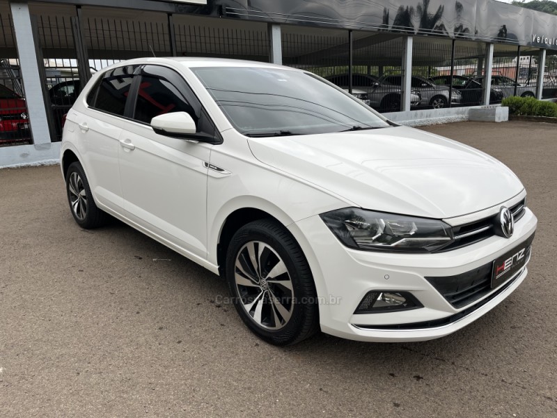 POLO 1.0	200 TSI HIGHLINE AUTOMÁTICO  - 2018 - BOM PRINCíPIO