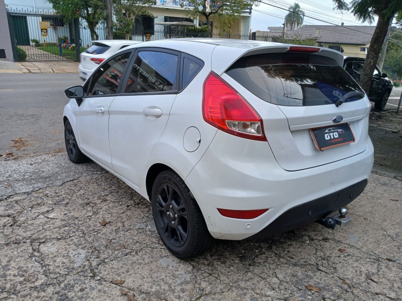 FIESTA 1.6 SEL HATCH 16V FLEX 4P AUTOMÁTICO - 2017 - FARROUPILHA
