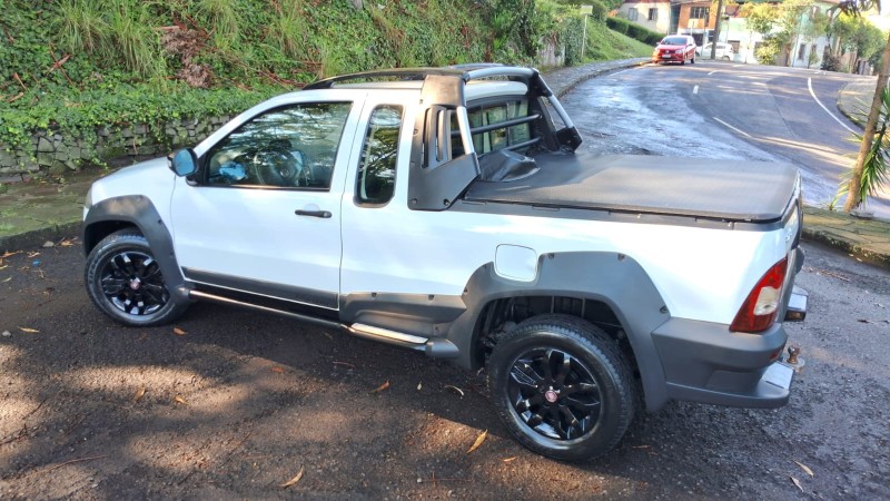 STRADA 1.8 MPI ADVENTURE LOCKER CE 8V FLEX 2P MANUAL - 2013 - CAXIAS DO SUL