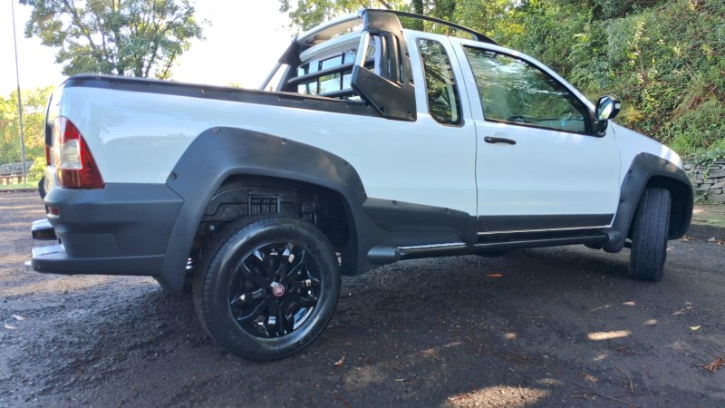 STRADA 1.8 MPI ADVENTURE LOCKER CE 8V FLEX 2P MANUAL - 2013 - CAXIAS DO SUL