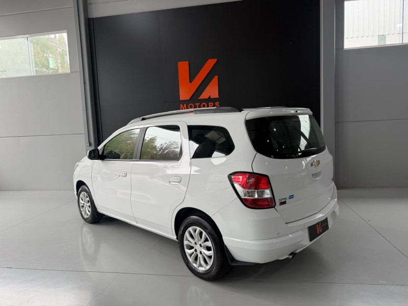 SPIN 1.8 LTZ 8V FLEX 4P MANUAL - 2018 - CARLOS BARBOSA