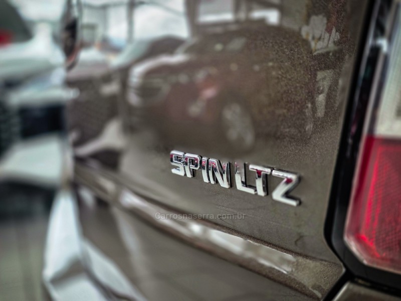 SPIN 1.8 LTZ 8V FLEX 4P MANUAL - 2016 - PORTO ALEGRE