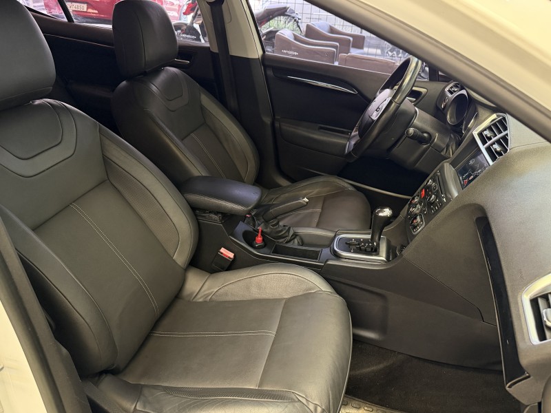 C4 LOUNGE 1.6 EXCLUSIVE 16V TURBO GASOLINA 4P AUTOMÁTICO - 2014 - CAXIAS DO SUL