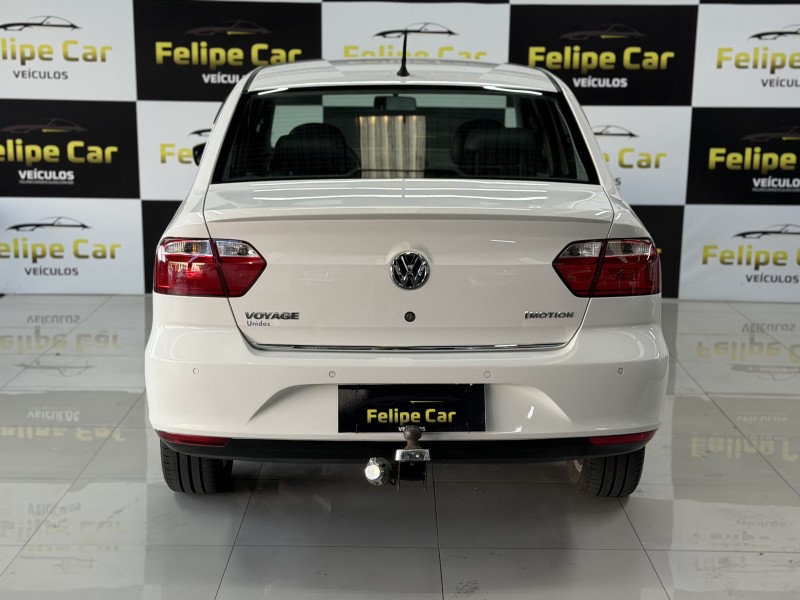 VOYAGE 1.6 MI HIGHLINE 8V FLEX 4P AUTOMATIZADO - 2014 - CAXIAS DO SUL