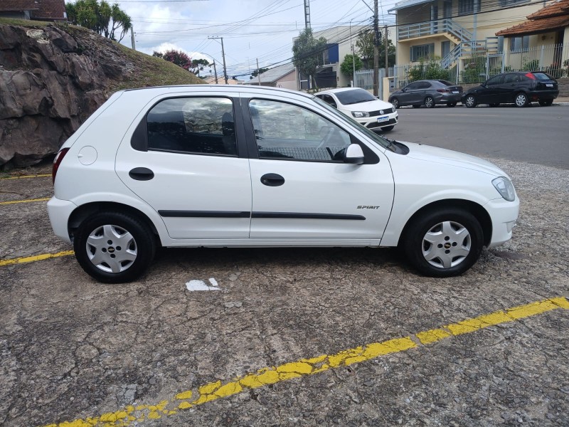 CELTA 1.0 MPFI SPIRIT 8V FLEX 4P MANUAL - 2010 - FARROUPILHA