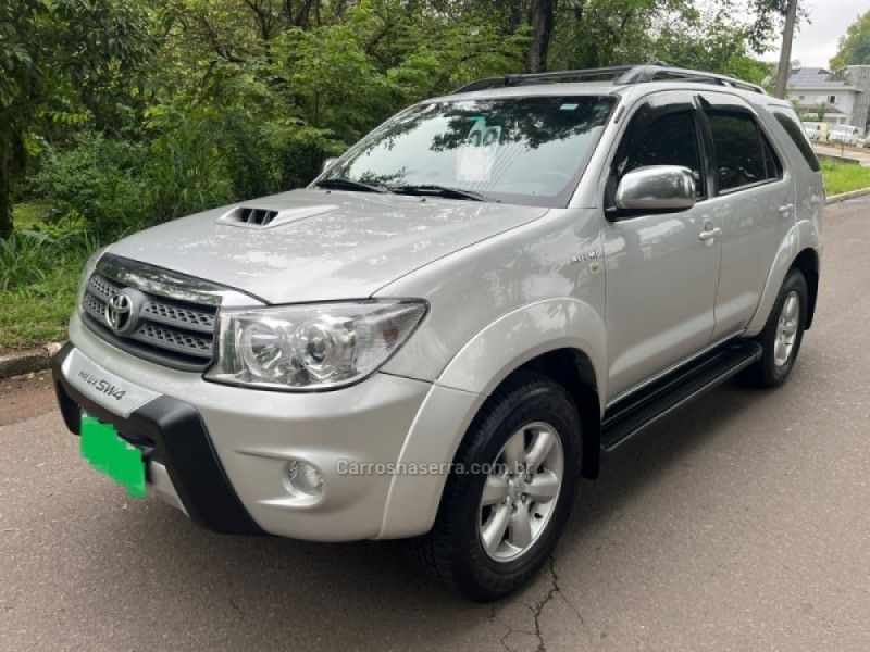 HILUX 3.0 SRV 4X4 CD 7 LUGARES 16V TURBO INTERCOOLER DIESEL 4P AUTOMÁTICO - 2009 - BENTO GONçALVES
