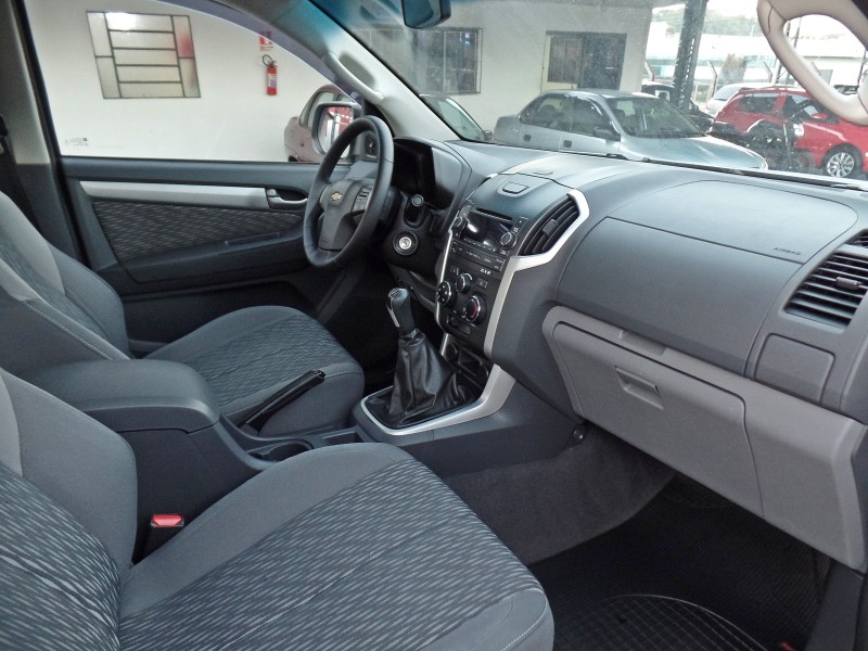 S10 2.4 LT 4X2 CD 8V FLEX 4P MANUAL - 2013 - CAXIAS DO SUL