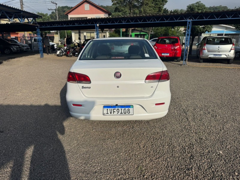 SIENA 1.0 MPI EL 8V FLEX 4P MANUAL - 2014 - IGREJINHA