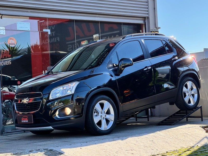 tracker 1.8 mpfi ltz 4x2 16v flex 4p automatico 2014 caxias do sul