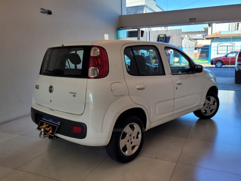 UNO 1.4 EVO ECONOMY 8V FLEX 4P MANUAL - 2013 - CANELA