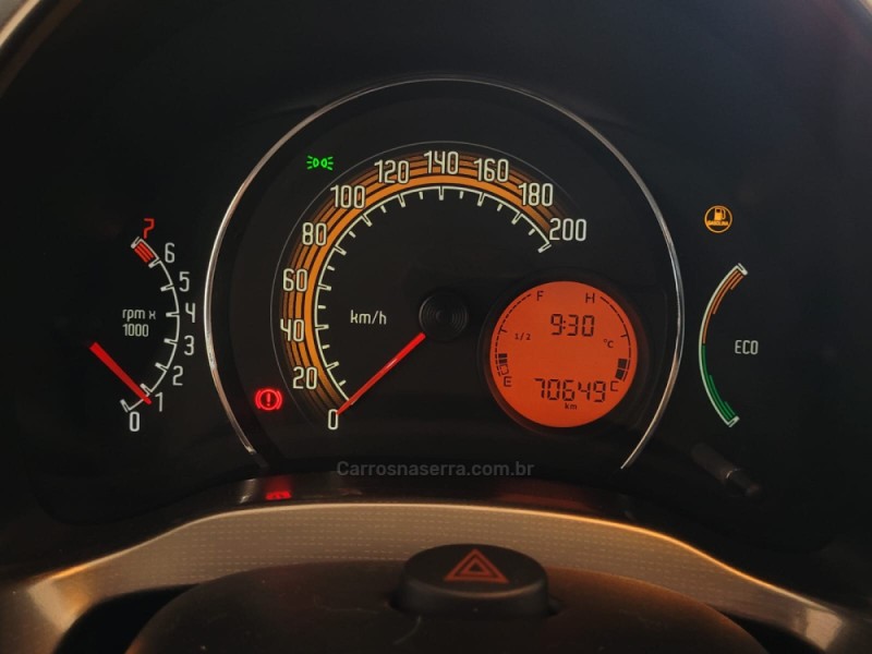 UNO 1.4 EVO ECONOMY 8V FLEX 4P MANUAL - 2013 - CANELA