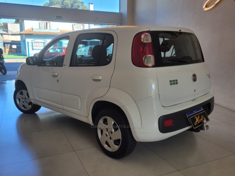 UNO 1.4 EVO ECONOMY 8V FLEX 4P MANUAL - 2013 - CANELA