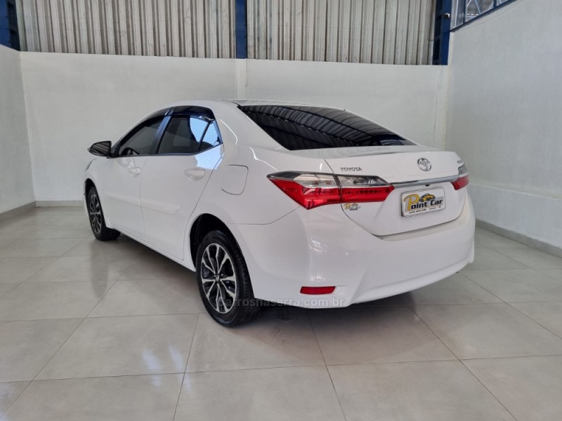 COROLLA 1.8 GLI 16V FLEX 4P AUTOMÁTICO - 2018 - VACARIA