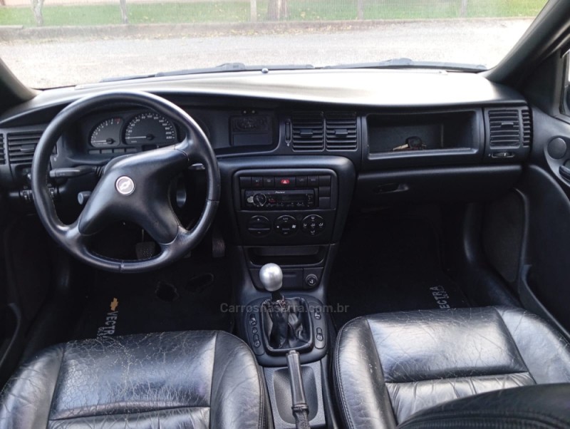VECTRA 2.2 MPFI GLS 8V GASOLINA 4P MANUAL - 2000 - PICADA CAFé