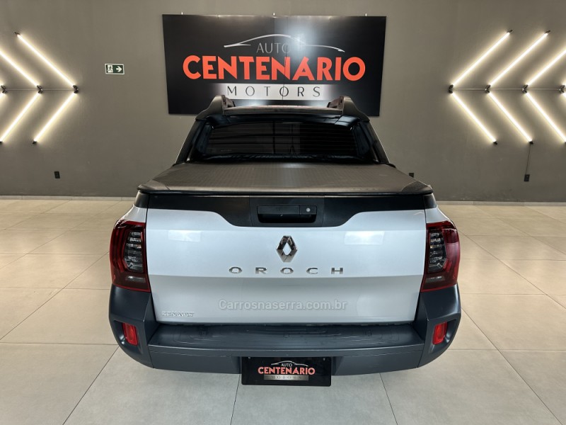 OROCH 1.6 16V EXPRESSION FLEX 4P MANUAL - 2017 - SAPIRANGA