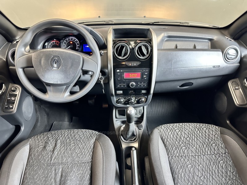 OROCH 1.6 16V EXPRESSION FLEX 4P MANUAL - 2017 - SAPIRANGA