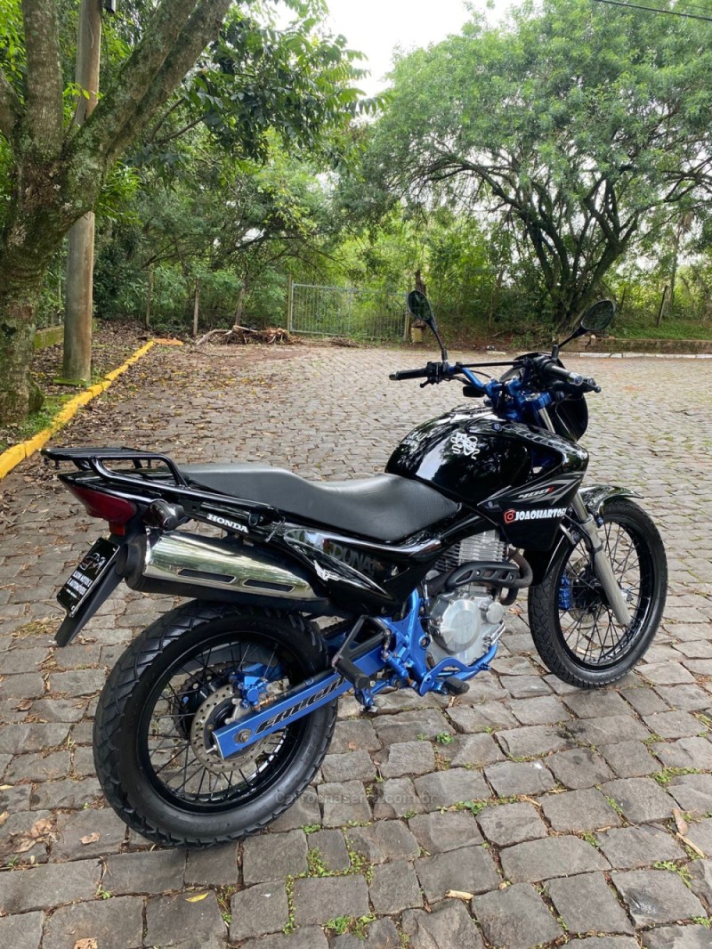 NX4 FALCON  - 2004 - LAJEADO