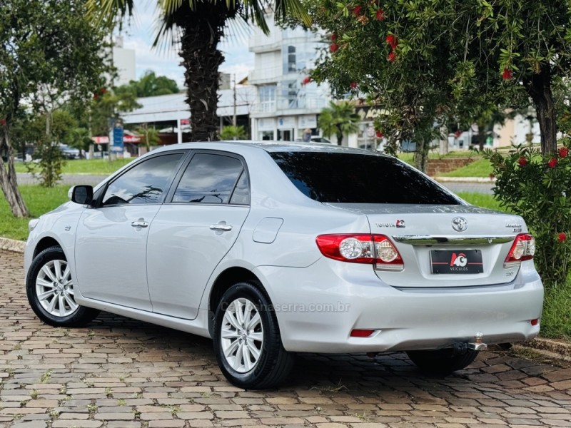 COROLLA 2.0 ALTIS PREMIUM 16V FLEX 4P AUTOMÁTICO - 2013 - CASCA