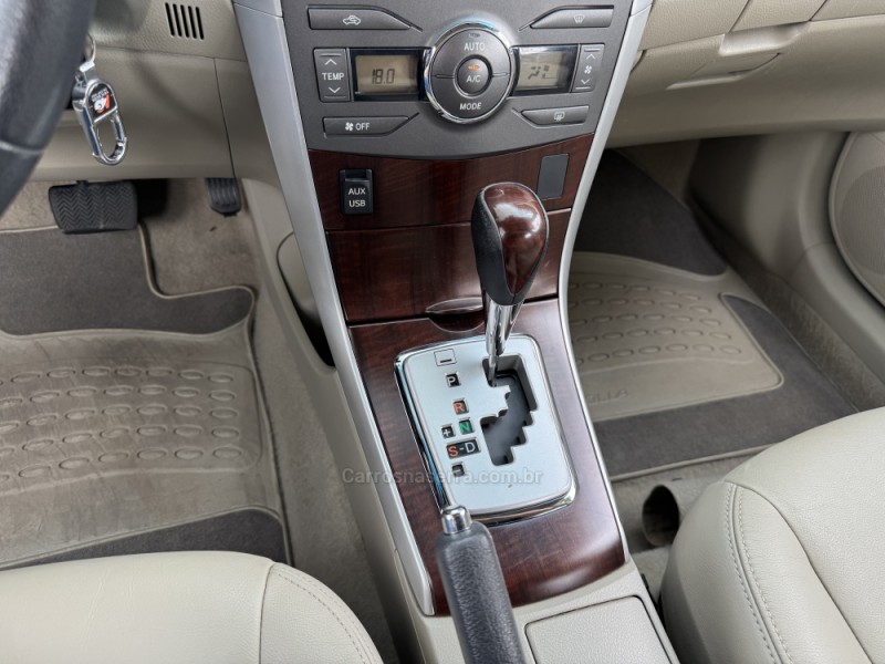 COROLLA 2.0 ALTIS PREMIUM 16V FLEX 4P AUTOMÁTICO - 2013 - CASCA