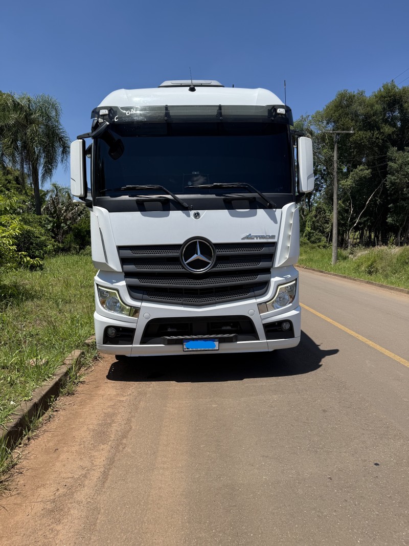 ACTROS 2548 S  - 2023 - ESTRELA