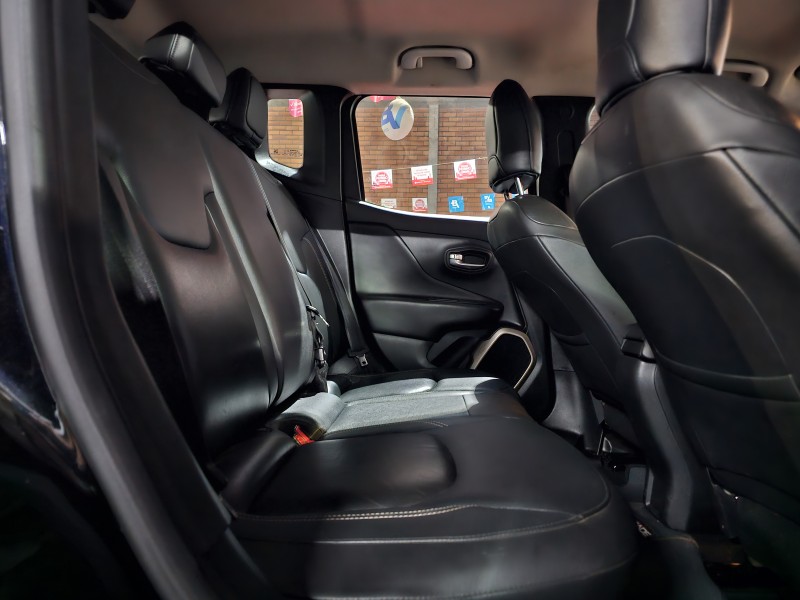 RENEGADE 2.0 16V TURBO DIESEL LONGITUDE 4P 4X4 AUTOMÁTICO - 2016 - CAXIAS DO SUL